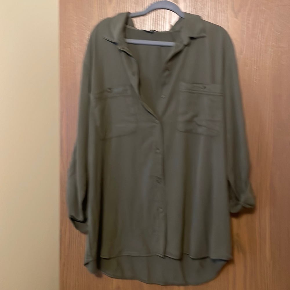 BRAND NEW Army green button down